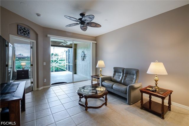20911 Calle Cristal LN 3, North Fort Myers, FL 33917