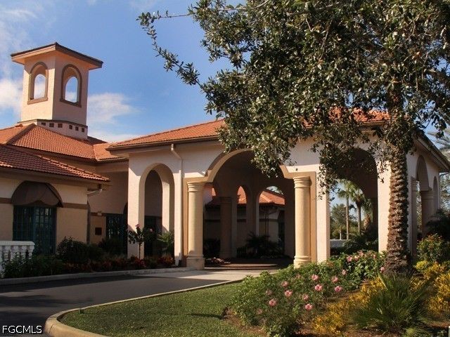 20911 Calle Cristal LN 3, North Fort Myers, FL 33917