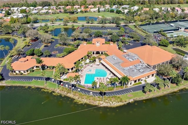 20911 Calle Cristal LN 3, North Fort Myers, FL 33917