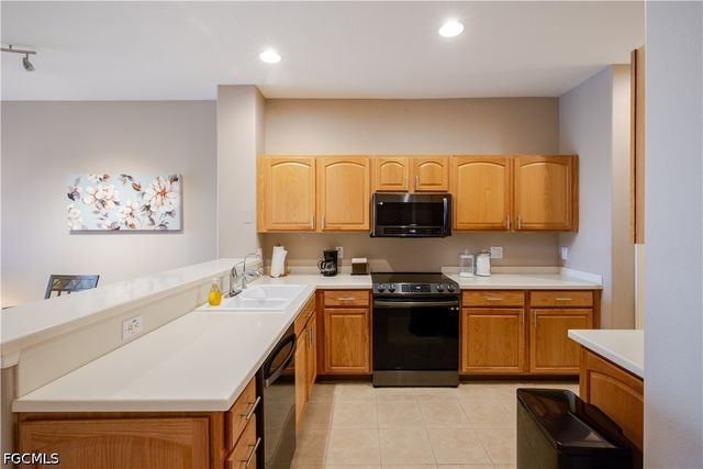 20911 Calle Cristal LN 3, North Fort Myers, FL 33917