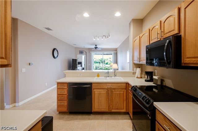 20911 Calle Cristal LN 3, North Fort Myers, FL 33917