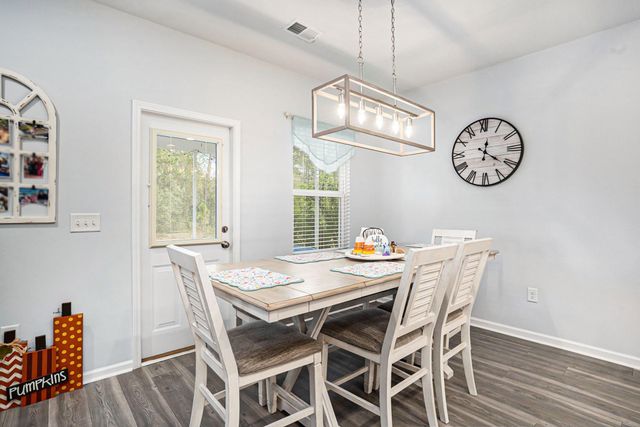 593 Heritage Downs Dr., Conway, SC 29526