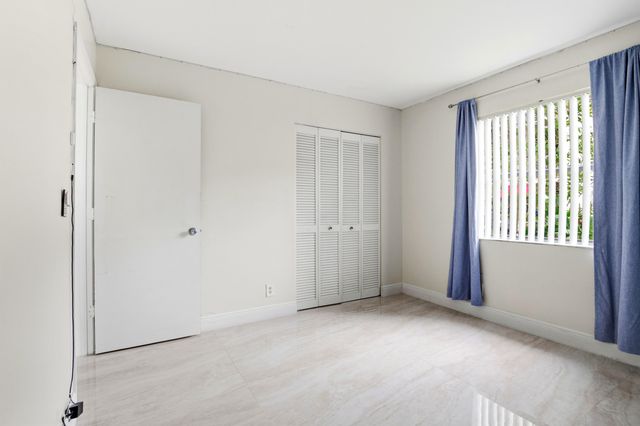 12069 ROYAL PALM Boulevard 3I, Coral Springs, FL 33065
