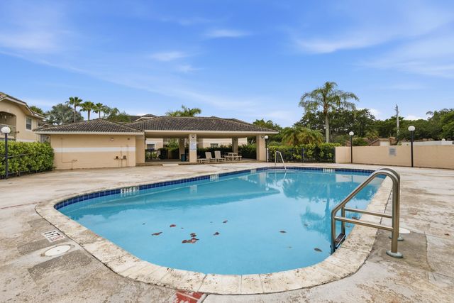 12069 ROYAL PALM Boulevard 3I, Coral Springs, FL 33065