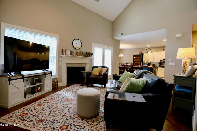 195 Pinebranch Court, Southern Pines, NC 28387