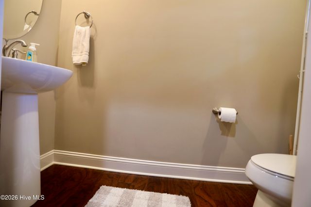 195 Pinebranch Court, Southern Pines, NC 28387