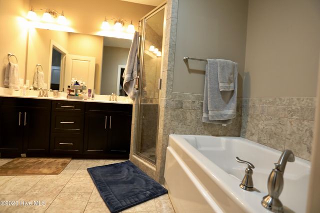 195 Pinebranch Court, Southern Pines, NC 28387