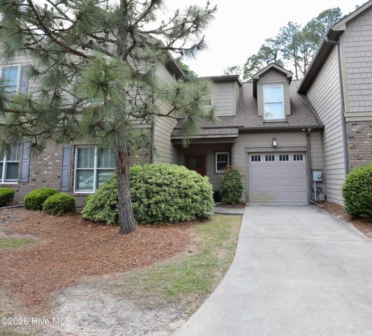 195 Pinebranch Court, Southern Pines, NC 28387