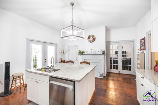 169 W Dykes Street, Cochran, GA 31014