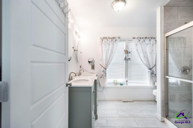 169 W Dykes Street, Cochran, GA 31014