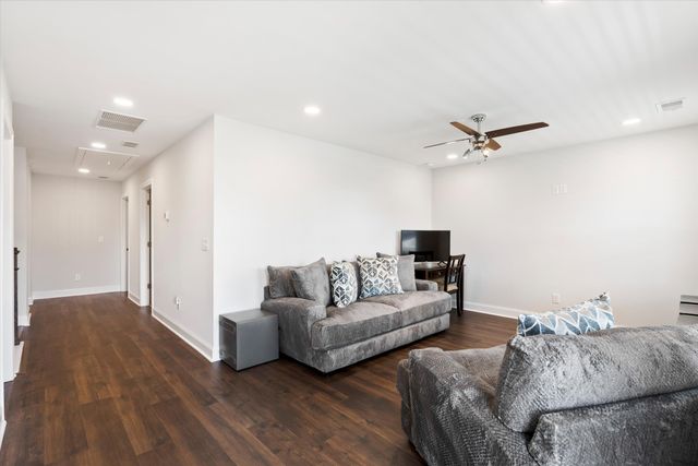 428 Eagleview Drive, Moncks Corner, SC 29461