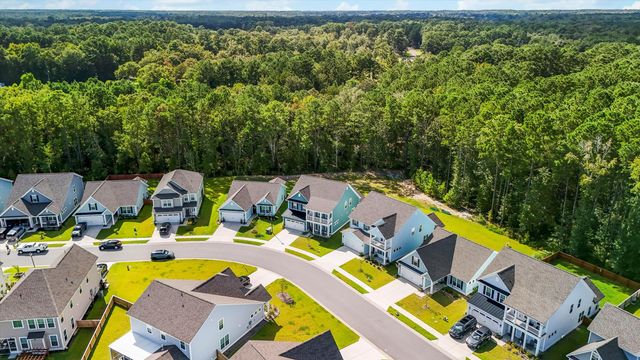 428 Eagleview Drive, Moncks Corner, SC 29461