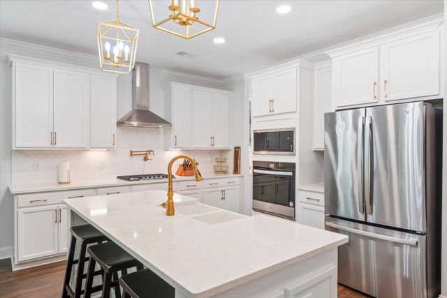 428 Eagleview Drive, Moncks Corner, SC 29461