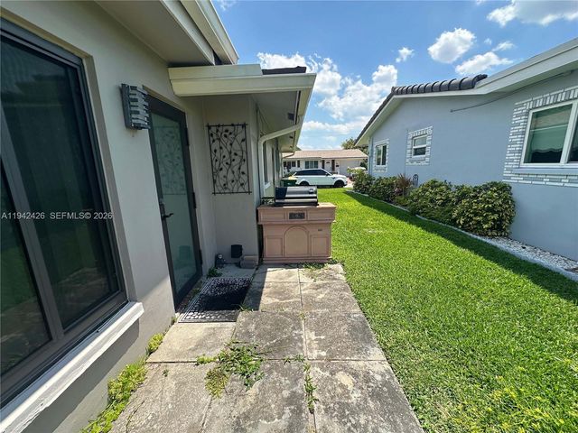 4701 NW 44th Street, Tamarac, FL 33319