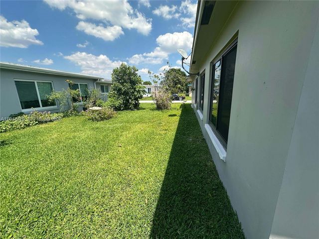 4701 NW 44th Street, Tamarac, FL 33319
