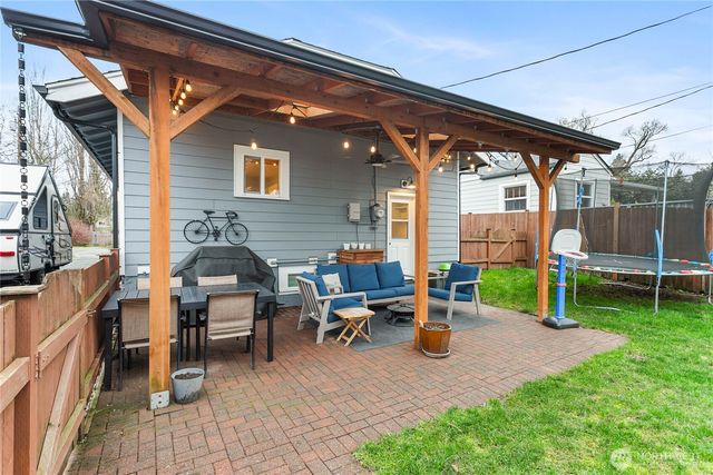 2920 Elm Street, Bellingham, WA 98225