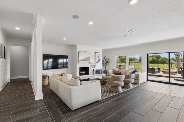 301 Hill Lane, Trophy Club, TX 76262