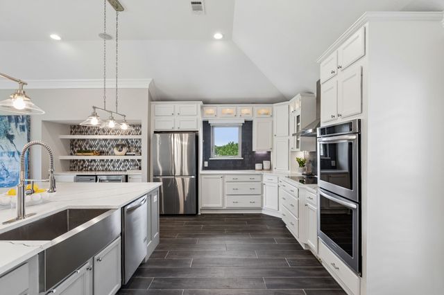 301 Hill Lane, Trophy Club, TX 76262