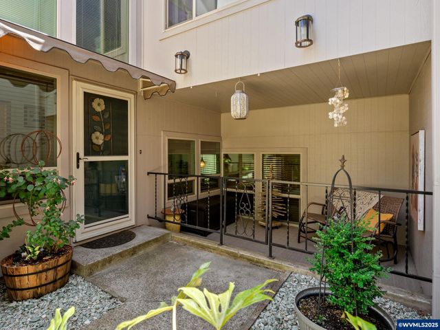 598 Salem Heights Av S, Salem, OR 97302