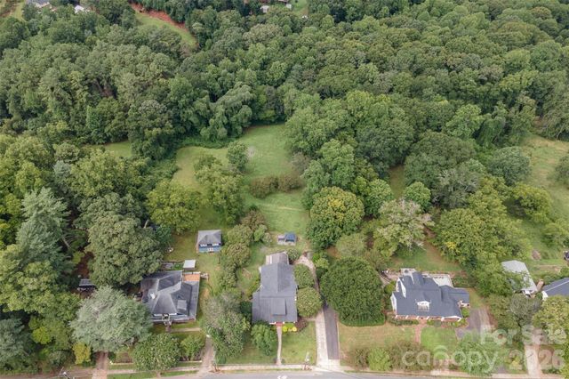 365 N Washington Street, Rutherfordton, NC 28139