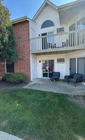 1350 Cunat Court 1, Lake In The Hills, IL 60156