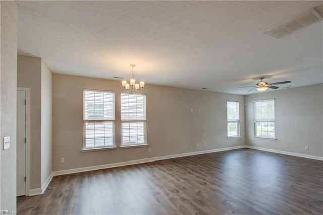 2922 Greenwood DR, Portsmouth, VA 23701