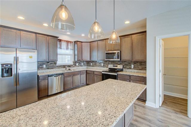 2922 Greenwood DR, Portsmouth, VA 23701