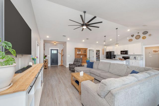 7934 Steel Mill Creek Road, Laurel Hill, FL 32567