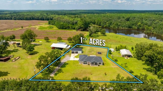 7934 Steel Mill Creek Road, Laurel Hill, FL 32567