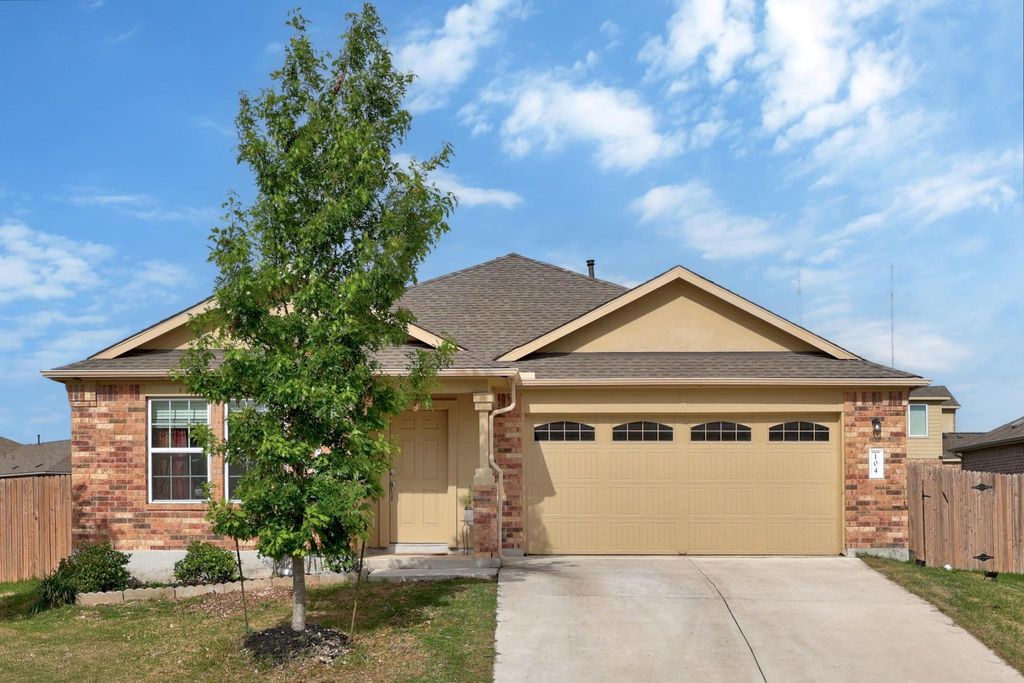 104 Split Rein DR, Georgetown, TX 78626