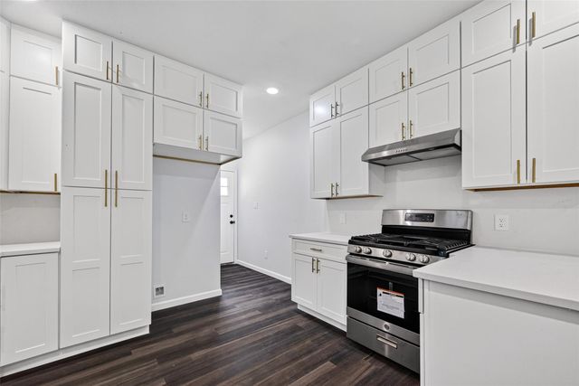 7135 Avenue E, Houston, TX 77011