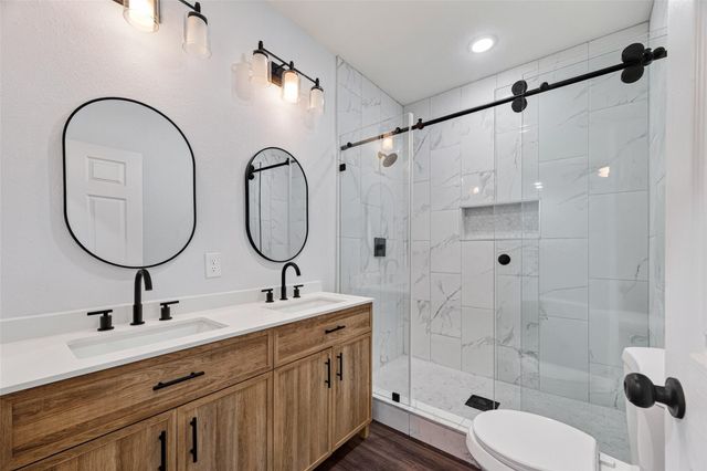 7135 Avenue E, Houston, TX 77011