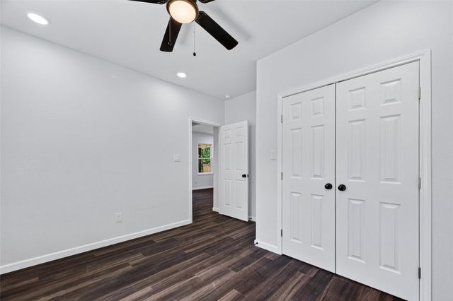 7135 Avenue E, Houston, TX 77011
