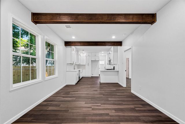 7135 Avenue E, Houston, TX 77011