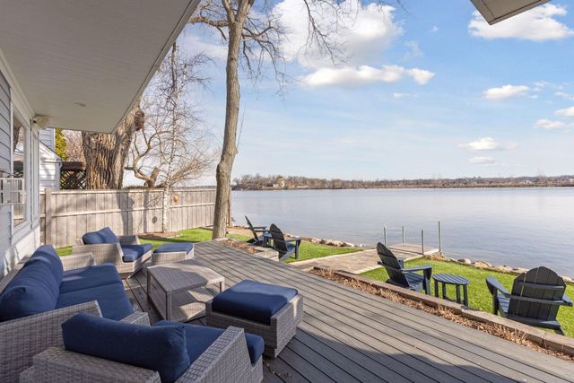 2807 McKenzie Point Road, Wayzata, MN 55391