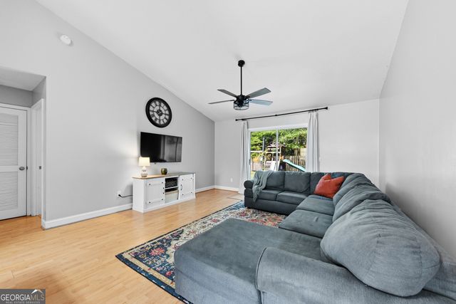 571 Henrietta Drive, Kingsland, GA 31548