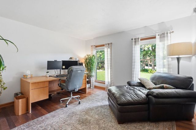 6 Brittany Dr, Palmer, MA 01069