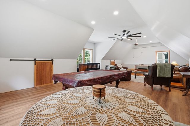 6 Brittany Dr, Palmer, MA 01069