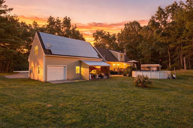 6 Brittany Dr, Palmer, MA 01069