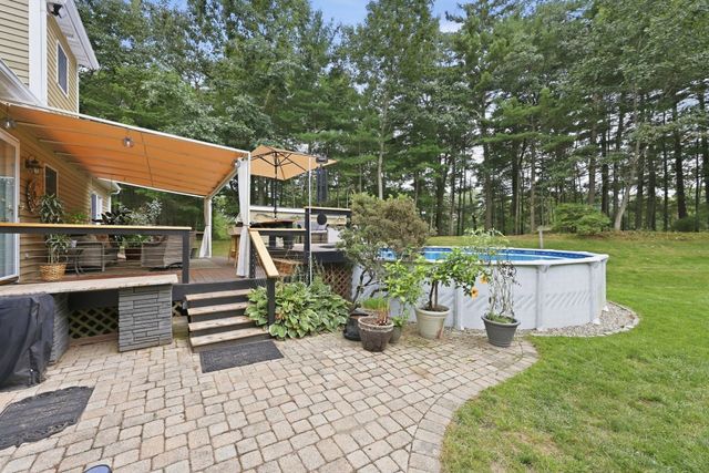 6 Brittany Dr, Palmer, MA 01069