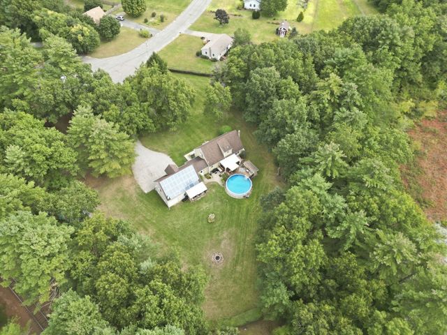 6 Brittany Dr, Palmer, MA 01069