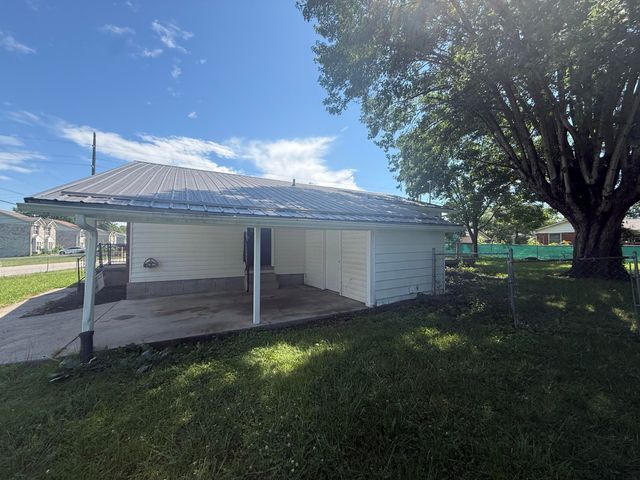 101 BALDWIN Street, Berea, KY 40403