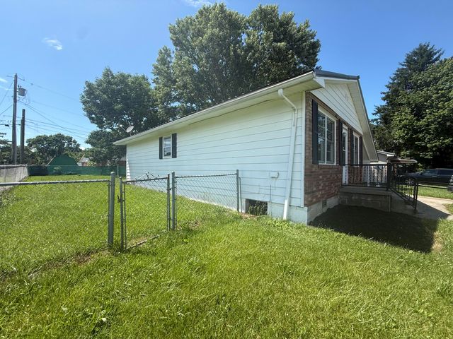 101 BALDWIN Street, Berea, KY 40403