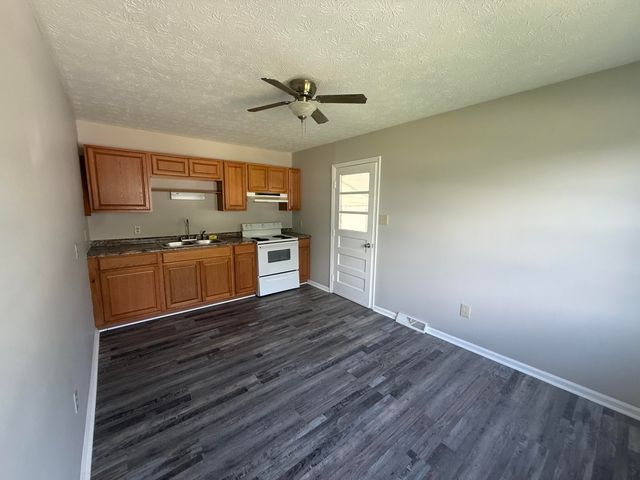 101 BALDWIN Street, Berea, KY 40403