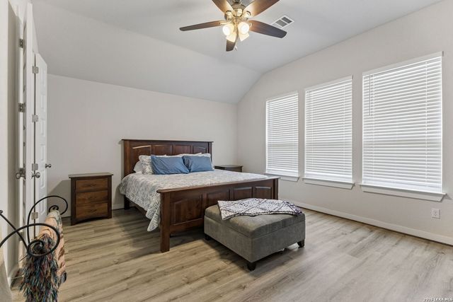 2224 Sur Ave, New Braunfels, TX 78132