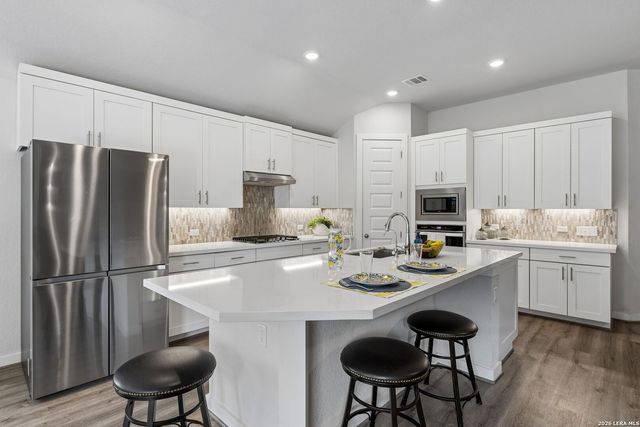2224 Sur Ave, New Braunfels, TX 78132