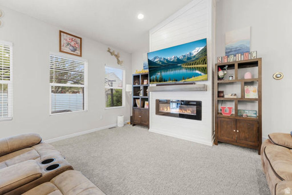 Image 16 of property listing at 262 HEIDELBERG PL, Stansbury Park, UT 84074