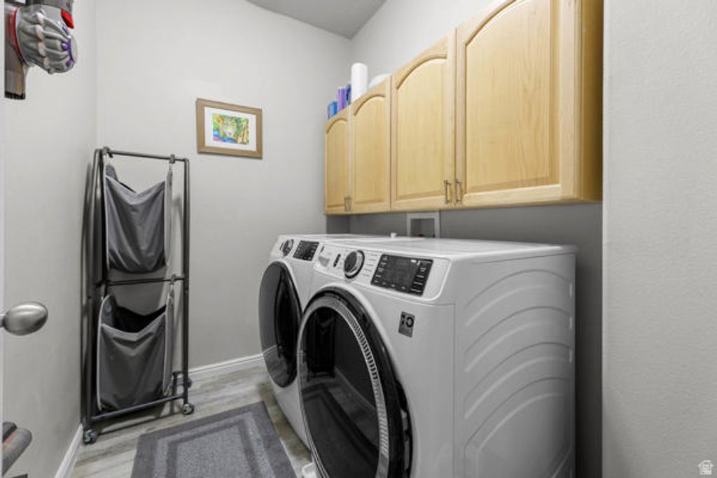 Image 24 of property listing at 262 HEIDELBERG PL, Stansbury Park, UT 84074
