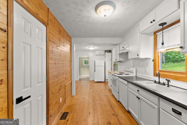 34 Somerset Place, Dahlonega, GA 30533