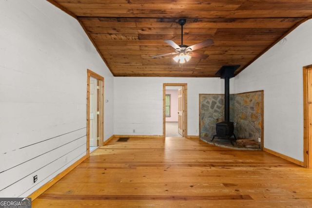 34 Somerset Place, Dahlonega, GA 30533